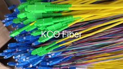 Telecom SC LC FC ST E2000 DIN MU MPO MTP kabel fiber optic patch / pigtail fiber optic (KCO Fiber)