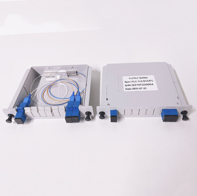 SC/UPC Pemisah Serat Pasif 1x2 1:2 1*2 Tipe Penyisipan LGX PLC Splitter